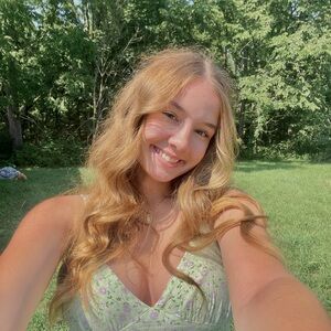 Meet your Posher, Natalia